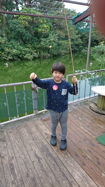 10���E����A���y���̌��̎U�����I